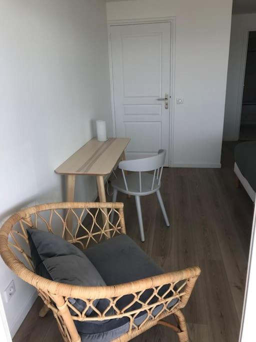 T4 Lumineux Avec Terrasse Vue Apartment